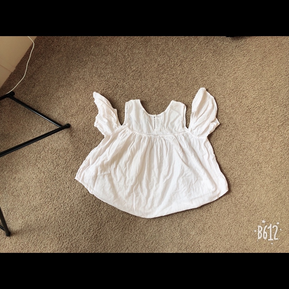 Top - Picture 2 of 2